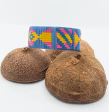 Load image into Gallery viewer, Multi-Colored Tucumã Woven Bracelet I