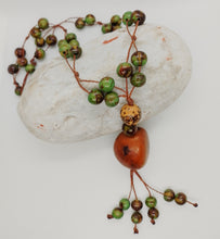 Load image into Gallery viewer, Green Acai and Jarina Cluster Necklace