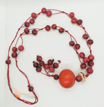 Load image into Gallery viewer, Red Acai and Jarina Cluster Necklace