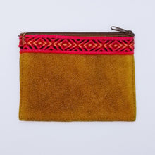 Cargar imagen en el visor de la galería, Cusceno Leather Purse