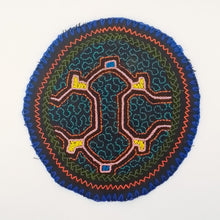 Cargar imagen en el visor de la galería, Shipibo Circle Mat II