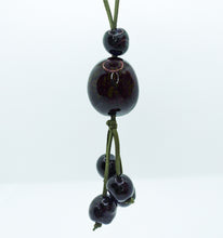 Load image into Gallery viewer, Deep Green Jarina Cluster Pendant Necklace
