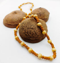 Load image into Gallery viewer, Morototo and Wood Beads Necklace
