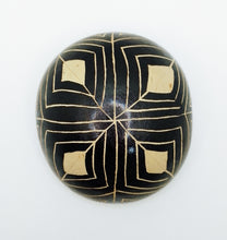 Cargar imagen en el visor de la galería, Small Amazon Carved Gourd VI
