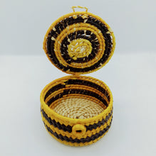 Cargar imagen en el visor de la galería, Yellow and Black Tucuma Woven Jewelry Box
