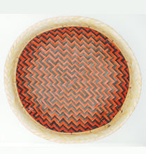 Load image into Gallery viewer, Black and Red Baniwa Woven Tray Basket
