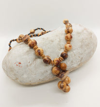 Load image into Gallery viewer, Natural Acai and Coconut Shell Cluster Necklace
